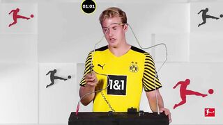 Leon Goretzka vs. Julian Brandt - Buzz Wire Challenge