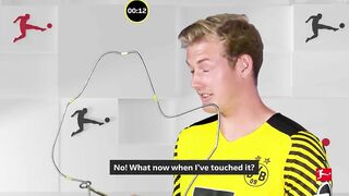 Leon Goretzka vs. Julian Brandt - Buzz Wire Challenge