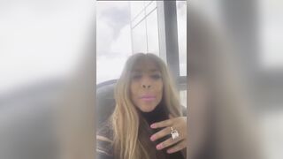 Wendy Williams LIVE on Instagram airing out Everybody!! (Full Clip)