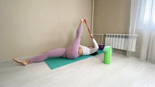 Flexibility exercises - Stretching with Band