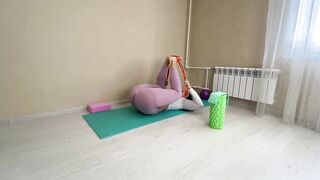 Flexibility exercises - Stretching with Band