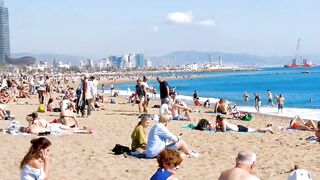 Barcelona beach walk /beach Sant Miquel