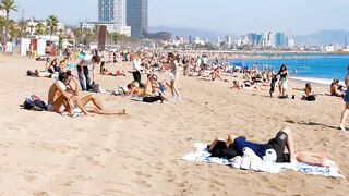 Barcelona beach walk /beach Sant Miquel