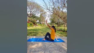 Do these 3 yoga asanas for a healthy gut | Sri Sri School of Yoga