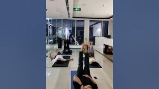 #yogaoanhnguyen #yoga #stretching #yogathugian #yogaforbalance #yogagiảmstress #yogagiamdaulung