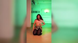 #bellydance #twerk #dance #edit #4kstatus #beautiful #hotness #habibi #viral #sexy #ass #bollywood