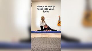 How to get your splits in one day!! #fypシ #stretching #splits #gymnast #skills