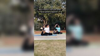 #sakshirawatyoga #motivation #rthymicpair #viral #rthymicyoga #yogapair #yoga #duetyoga #ytshorts