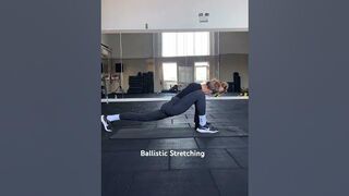 Types of stretching #flexibility #stretching #yogashorts #stretchingexercises #mobility