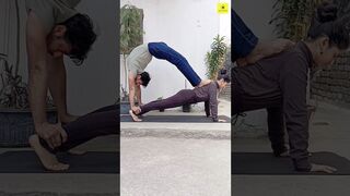 Try this yoga pose #yoga #yogachallenges #ytshorts #acroyoga #shortsviral #sundayfunday #weightloss