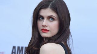 Alexandra Daddario Is "Supergirl Material" in Three Bikinis .