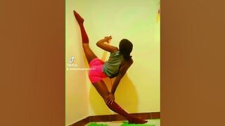 #tiktok #shortvideo #trending #blowup #dance #fitness #challenge #flexible #music #shorts #fyp