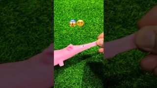 Oddly satisfying stretching squishy #shorts #oddlysatisfying #funny #comedy #memes #tiktokviral