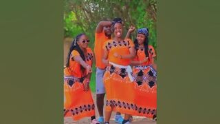 Amazing Afro Twerk dance #trending#viral#vibes#dancechallenge