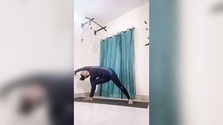 Yoga flow#trending #viralvideos #ashtangyoga#aadiyogi#happiness#flexi#viralreels#wellness#wellnessjo