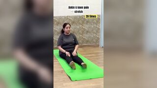 Knee & ankle pain relief stretching????‍♀️#shorts #vrindawellness #viral #trending #painrelief #yoga a