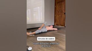 rutina de calentamiento para que uses esta semana! #yoga #youtubeshorts #rutina #salud #bienestar