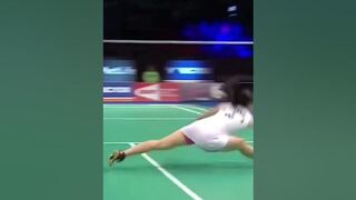 Majestic flexible badminton player #shortvideo