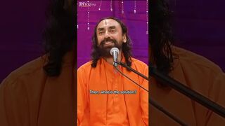 Karma Yoga Explained : Find Purpose & Fulfillment l Swami Mukundananda #shorts