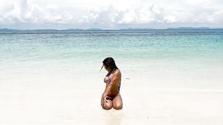 Beach Yoga Thailand