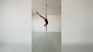 pole dance #poledance #полденс #полдэнс #пилон #растяжка #stretching #poledancer