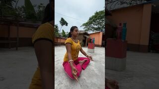 ভোর বেলায় ঘুম থেকে উঠে আমরা সবাই yoga ????শুরু করলাম আজ থেকে