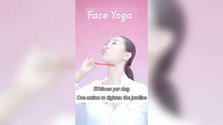 anti-ageing face yoga and tighten the jawline, glowing skin #exercise #faceyoga#glowingskin #jawline