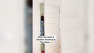 When You Catch A Resident Twerking In They Room ???? #onmystepdaddy #comedy #cnahumor #nursehumor