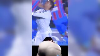 IshowSpeed reacted to rare ronaldo moment ⚽ ( TWERK ISHOWSPEED! )