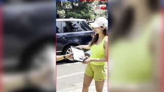 Malaika Arora snapped at yoga in Bandra fan gifted her photo