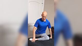 The Feel Good Bed Stretch! Dr. Mandell