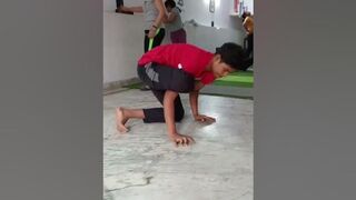 ????????????????how to do mayurasana #yoga yoga moves powerful yoga asanas ????????????