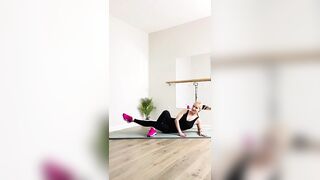 Stretching routine to increase hip mobility