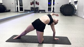 Stretching Light Flow for Legs / Healthy & Strong Hips, Glutes