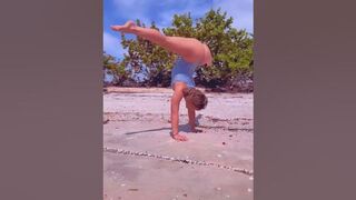 Bendy handstand at the beach! #stretching #flexibility #yogagirl #fitness #girlgamer #activeutopia