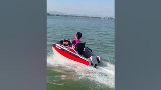 RUSH WAVE BOAT，Small and flexible, easy to transport#rushwave #Surfing #kartboat #rushwaveboat