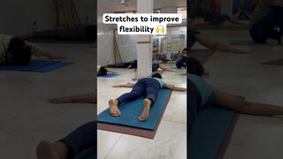 Stretches to improve flexibility #yoga #trending #youtubeshorts #viral #stretching #shorts