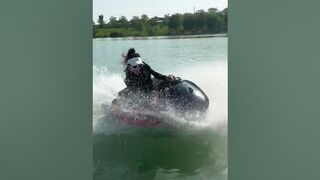 RUSH WAVE BOAT，Two-seater, flexible operation#rushwave #Surfing #kartboat #rushwaveboat