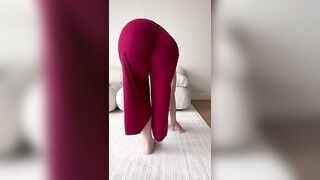 Butt & Hip Yoga Stretching