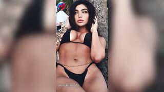 Emily Rinaudo - La perfecta modelo de bikinis e influencer | Biografía | Bikini Model