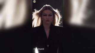 Gigi Hadid - La modelo rusa más bella | Biografía | Bikini Model