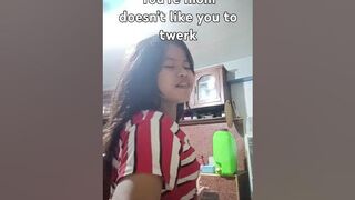 if you're mom doesn't like you to twerk #funny #comedy