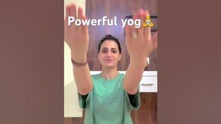 Yoga for hands fingers and wrists ???? #power #powerful #yoga#hands #exercise#fitness #yogainspiration