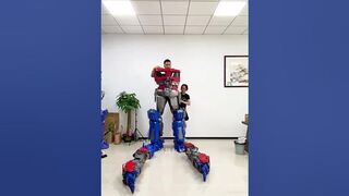 27-meter mecha Optimus Prime wearing tutorial creative inspiration, flexible performance wear me