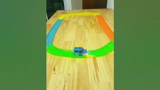 Pista Flexible para auto ???? #asmr #satisfying #cars #shorts #race #track #feedshorts #vehiculo