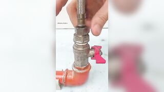 Only Pro Plumbers Know This Trick. How to Install Flexible Hoses Correctly #shorts #plumbing #skills