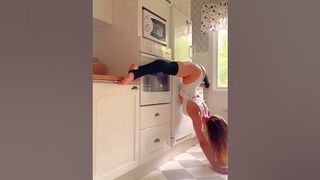 Flexible body #flexibility #split #challenge #bodystretching