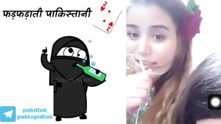 Most funny Pakistani girl talking to her friends #funnyvideo