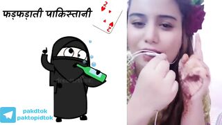 Most funny Pakistani girl talking to her friends #funnyvideo