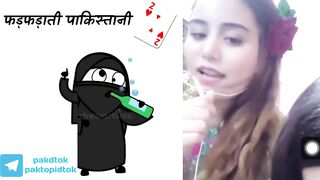 Most funny Pakistani girl talking to her friends #funnyvideo